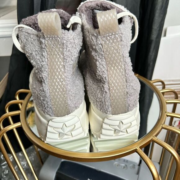 Converse Chuck Taylor All Star Faux Shearling Run Star Hike Platform Sneaker - Picture 8 of 9